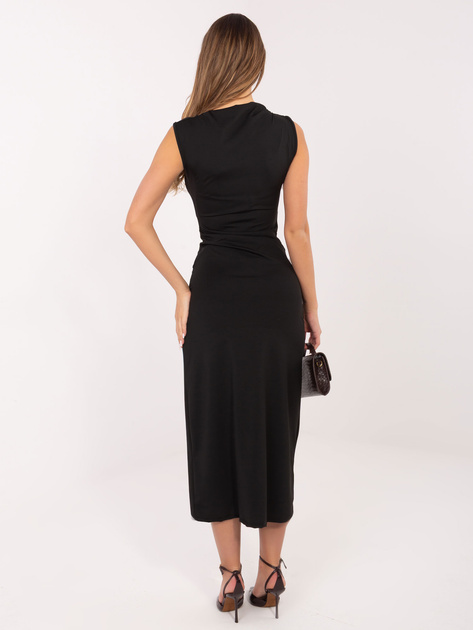 Czarna dopasowana sukienka z drapowaniem RUE PARIS