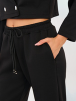 Czarny dresowy komplet z prostymi spodniami RUE PARIS 