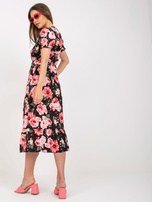 Czarna midi sukienka z kwiatowym printem i falbaną 