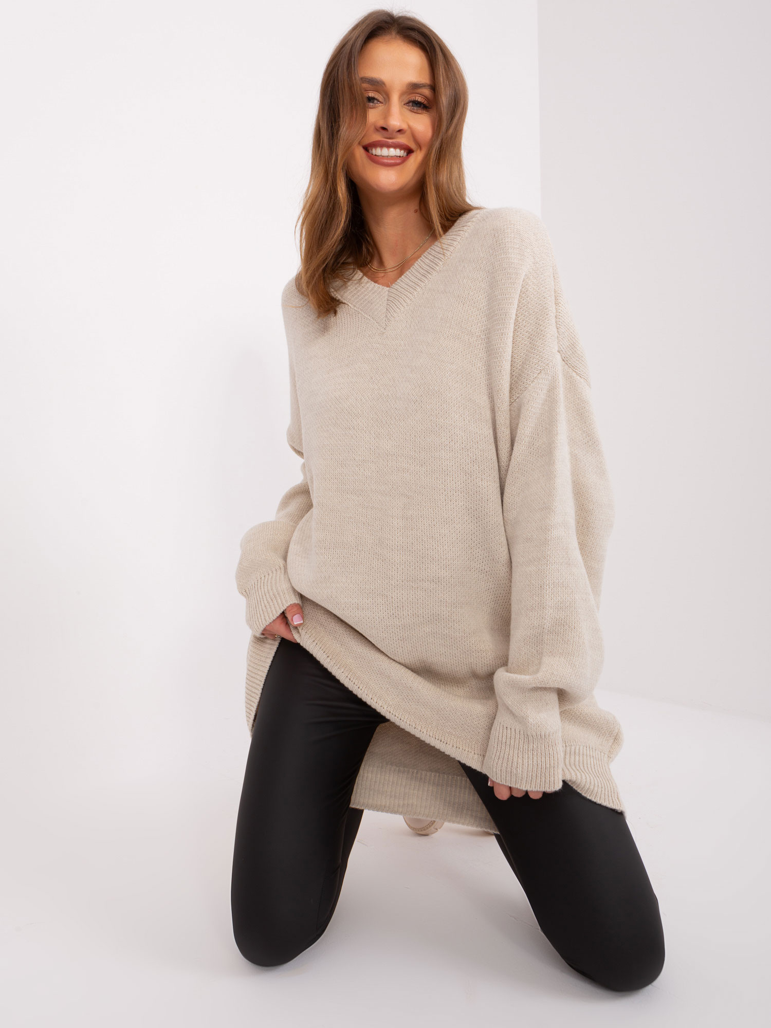 Sweter beżowy