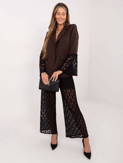 Czekoladowa marynarka z koronkowymi wstawkami