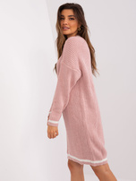 Hurtownia Jasnoróżowa luźna sukienka z dzianiny