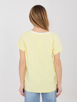 Pastelowa żółta casualowa bluzka z krótkim rękawem