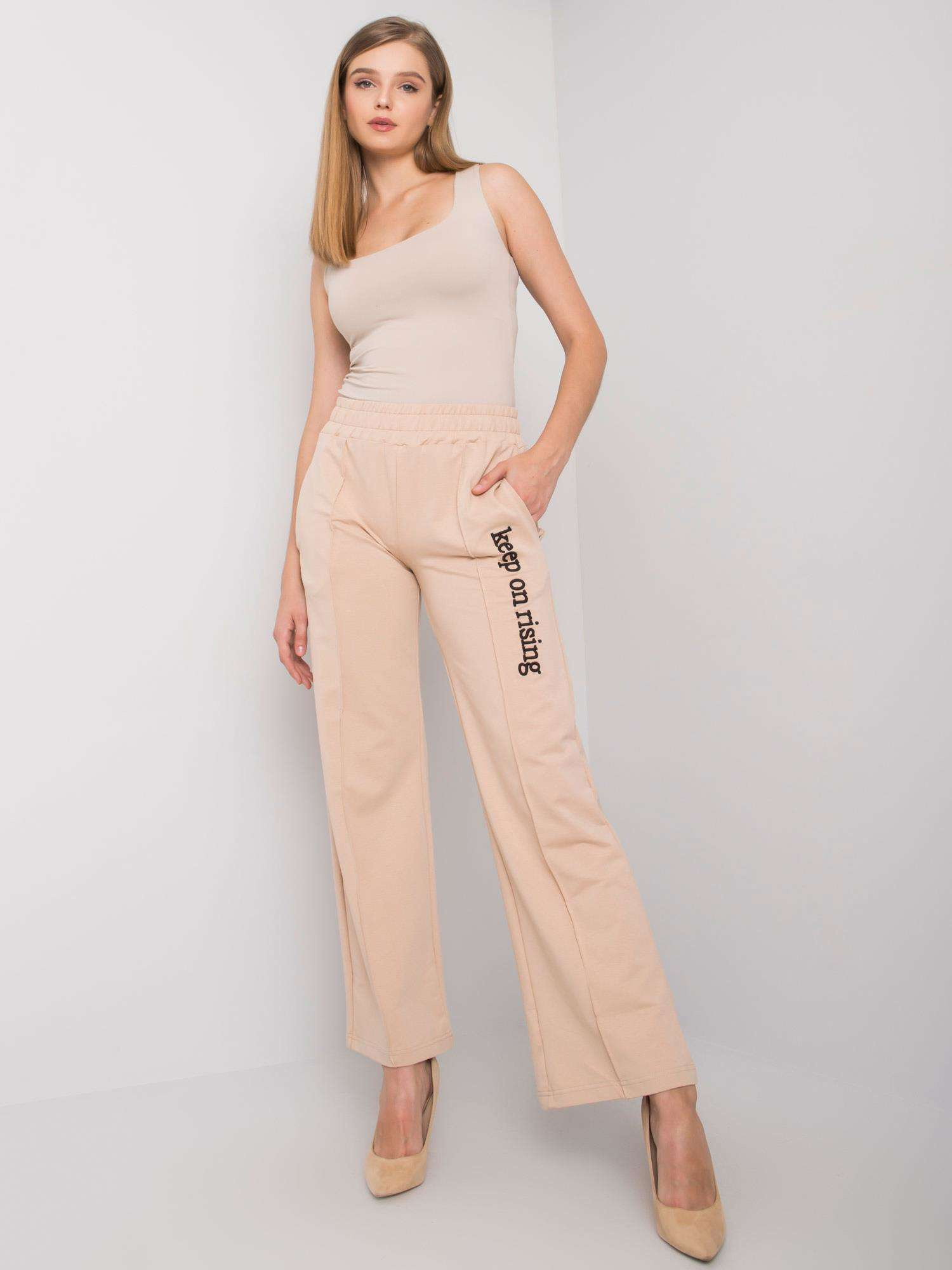 Beige Sweatpants mit geradem Bein Dennise.