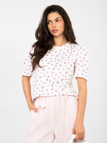 Biała bluzka z marszczeniami na ramionach