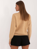 Hurtownia Jasnocamelowy sweter we wzory z półgolfem