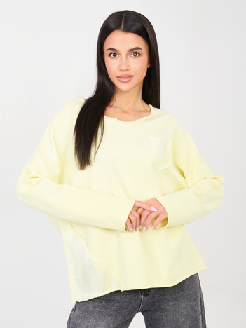 Jasnożółta bluzka overssize z wstawkami z satyny 