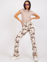 Beżowy t-shirt basic Peachy