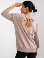 Ciemnobeżowa bluzka z wycięciem na plecach Wioleta RUE PARIS