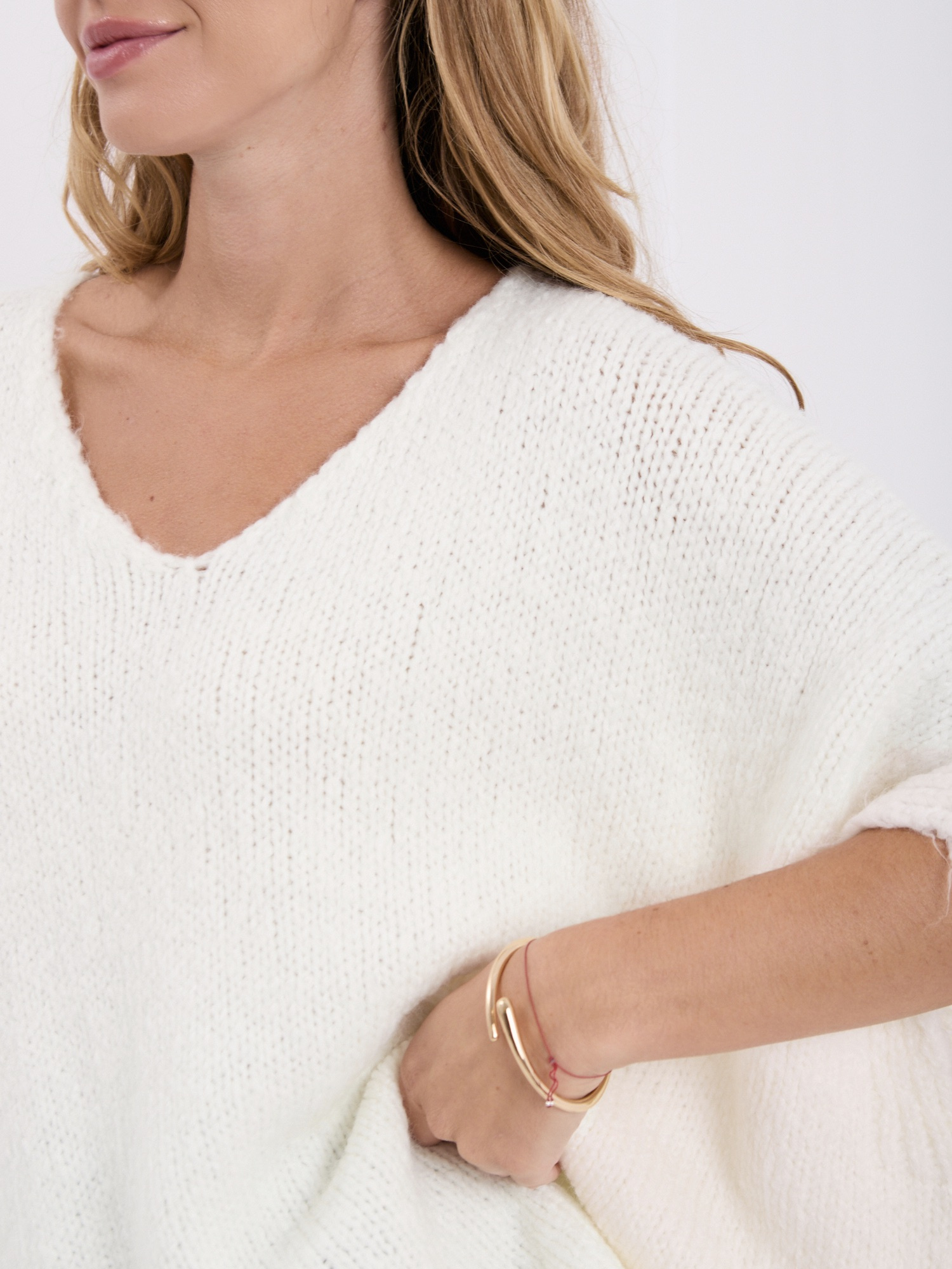 Ecru damski sweter oversize z rękawem 3/4