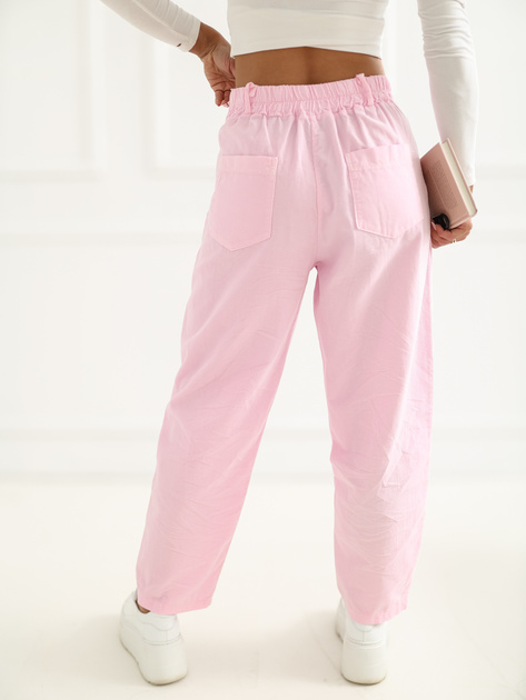 Jasnoróżowe sztruksowe spodnie z zakładkami RUE PARIS