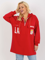Hurtownia Czerwona dłuższa bluza plus size z napisami