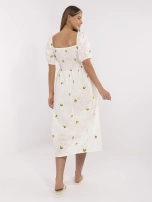 Ecru ażurowa sukienka na lato