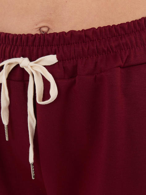 Bordowy komplet ze spodniami joggerami