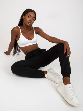 Hurtownia Czarne dresowe spodnie basic z wysokim stanem