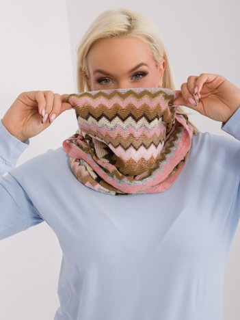 Hurt Light pink scarf in geometric patterns.