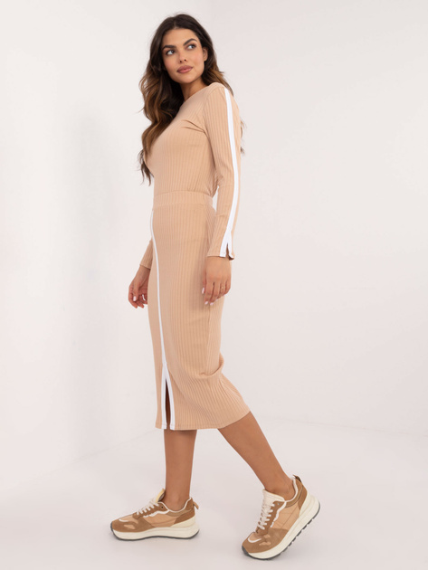 Hurt Camelowy casualowy komplet damski w prążek