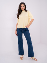 Jasnożółty damski sweter z krótkim rękawem