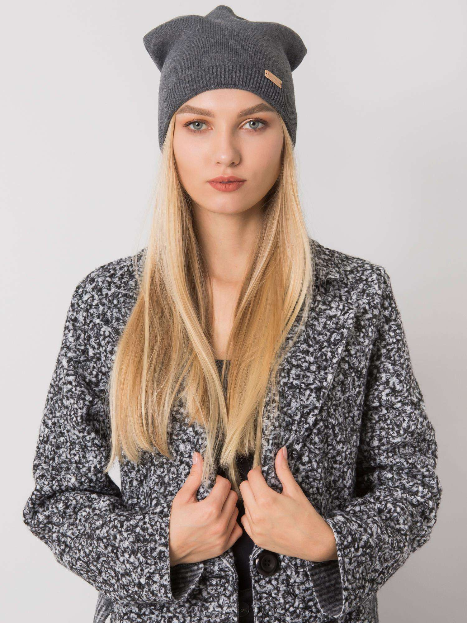 Ciemnoszara czapka typu beanie RUE PARIS