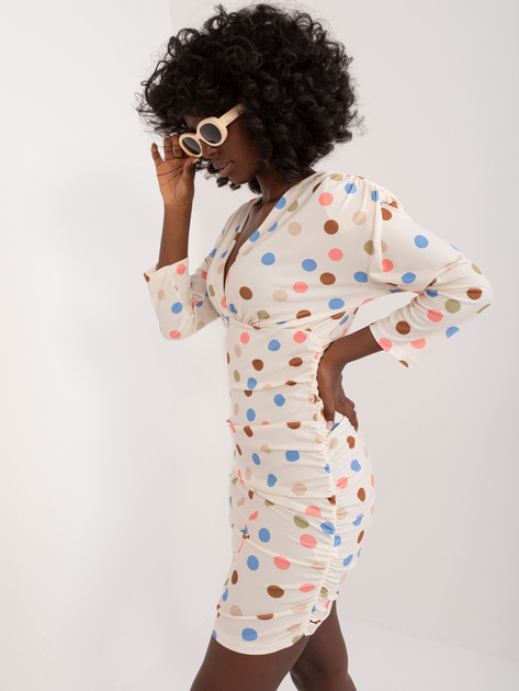 Hurtownia Kremowa dopasowana sukienka w grochy