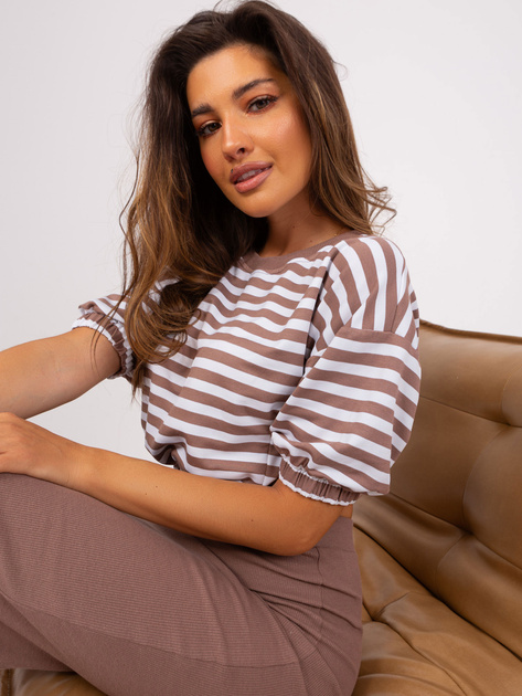 Hurt Ciemnobeżowy komplet casualowy z bluzką w paski