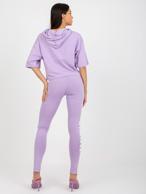 Hurt Jasnofioletowy komplet sportowy z legginsami i napisami