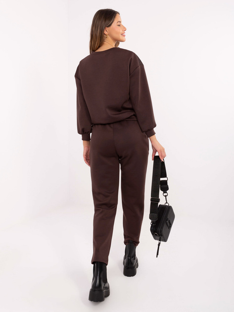 Ciemnobrązowy dwuczęściowy komplet z pikowaniem