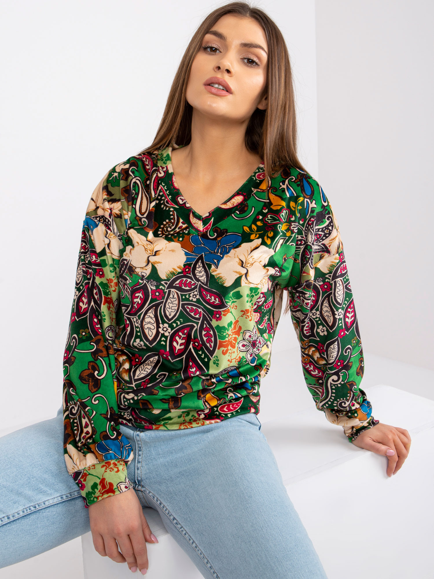 Grüne Damenbluse mit Prints Ruby.