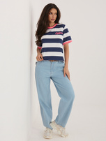 Fluo rožinė-tamsiai mėlyna moteriška marškinėliai su juostelėmis.