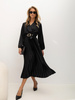 czarny