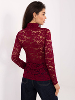Burgundowa dopasowana bluzka z koronki