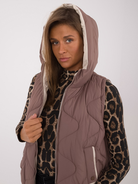 Hurtownia Brązowa kamizelka pikowana z kapturem