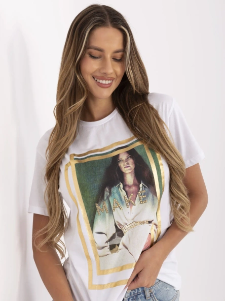 Biały damski t-shirt z aplikacją