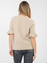 Beżowy damski sweter z falbankami przy rękawach