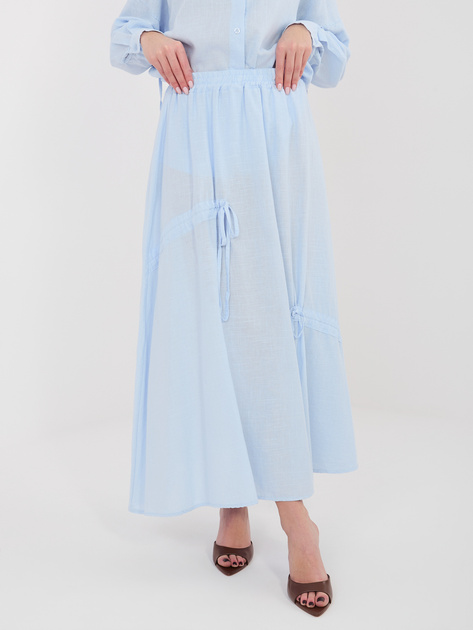 Jasnoniebieska rozkloszowana spódnica z wiązaniami