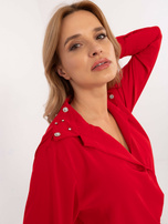 Hurtownia Czerwona elegancka koszula z aplikacjami
