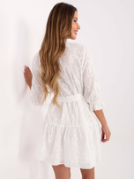 Biała mini sukienka z haftem