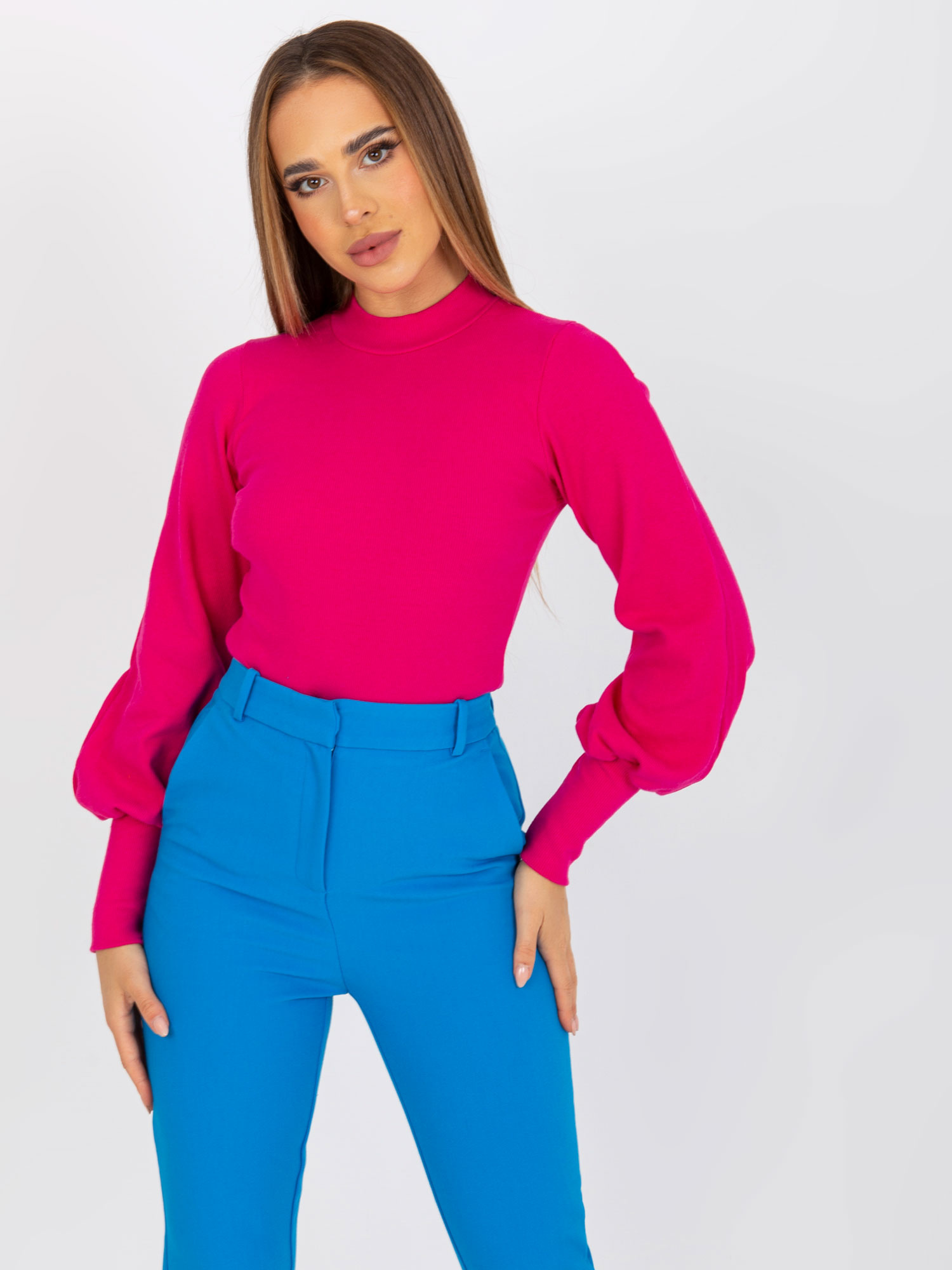 Fuksjowa prążkowana bluzka basic z bawełny Lauren RUE PARIS