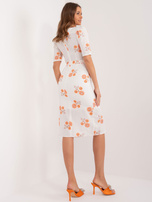 Hurt Ecru-pomarańczowa sukienka damska z krótkim rękawem