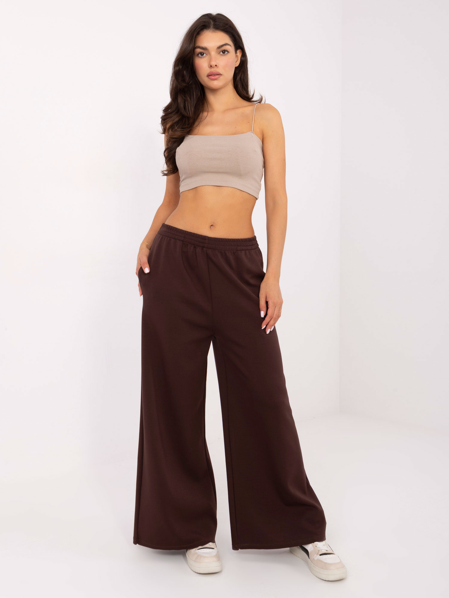 Chocolate sweatpants with pockets.