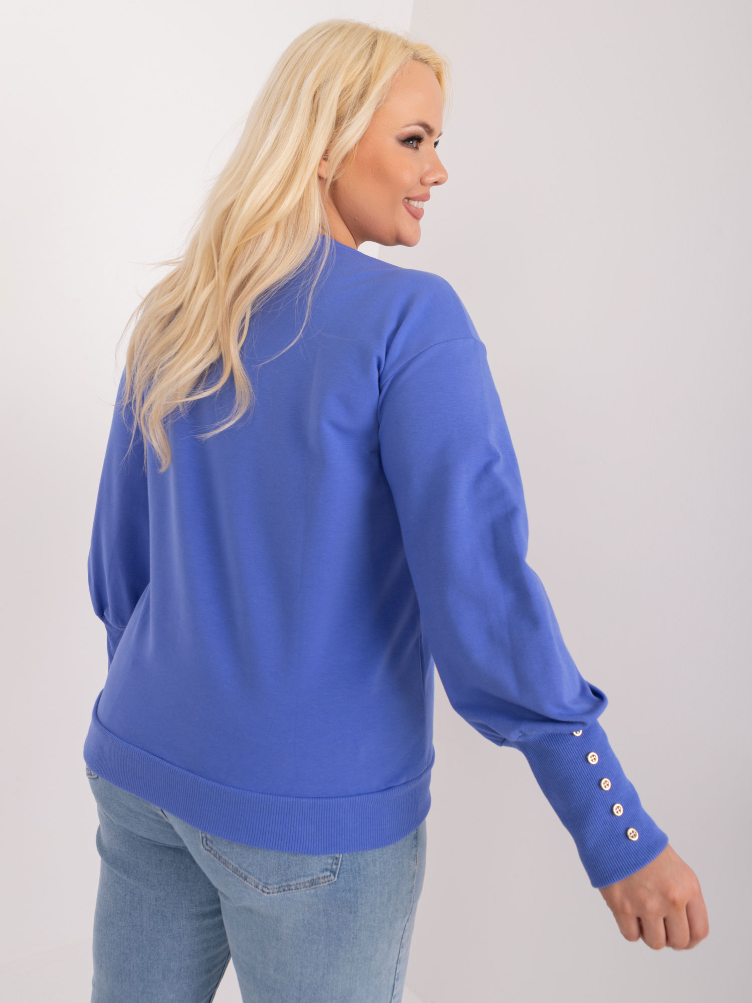 Hurt Liliowa damska bluza plus size ze ściągaczami 