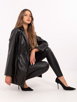 Hurt Schwarze zweireihige Damenjacke aus Kunstleder.