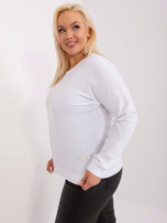 Didmeninė balta bluzonė plus size su apvaliu iškirpimu.