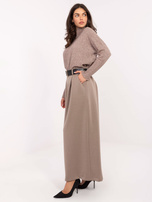 Beżowe dresowe spodnie z zakładkami 