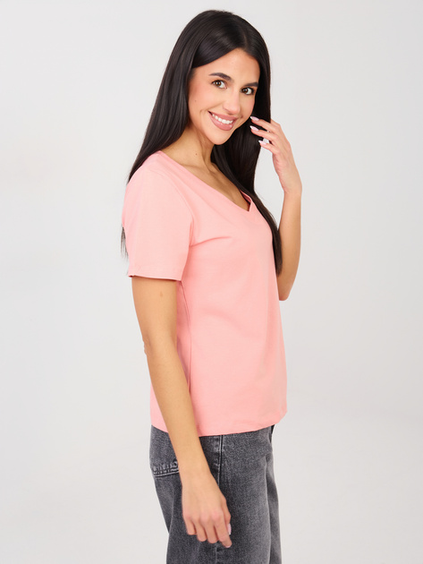 Brzoskwiniowy t-shirt basic z dekoltem V RUE PARIS