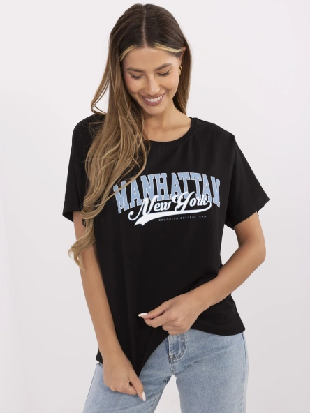 Czarny damski t-shirt oversize z napisem