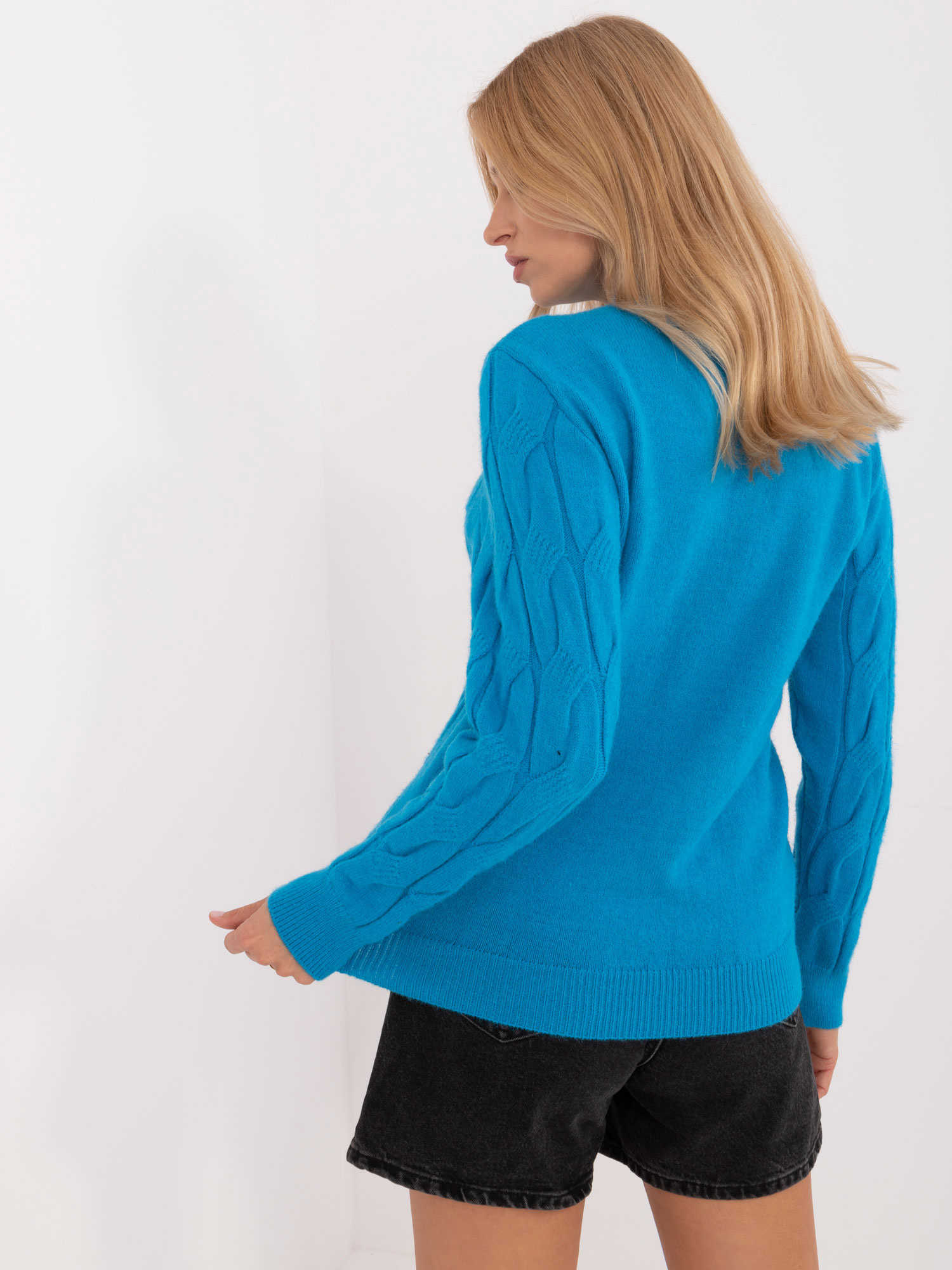 Sweter niebieski