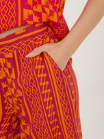 Pomarańczowe letnie szorty we wzory SUBLEVEL 