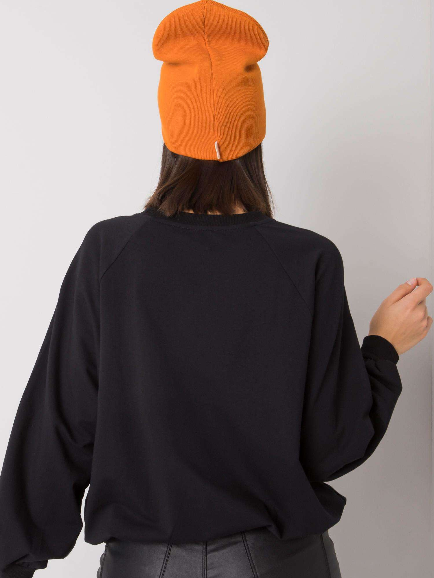 Jasnopomarańczowa damska czapka beanie