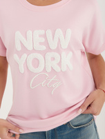 Jasnoróżowa bluzka z wypukłym napisem RUE PARIS 